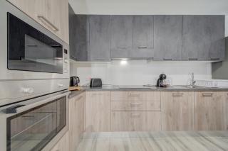 Relax & Unwind in Spacious Siggiewi Apartment by SF HOMES - Siġġiewi - 0