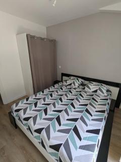 Appartement cœur de ville - Bessan - 2