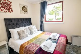 Stylish 2-Bed Apartment w Kitchen UltraFast WiFi - 0