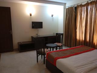 Hotel Royal India - South City 1 - 7