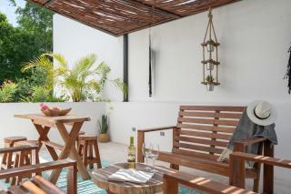 Casa Laura - Tulum - Private Townhome For 6 Guest - 3 Bedrooms - 5 Beds- Restaurant Walking Distance - Tulum - 9