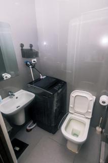 Air residence Snuggle in Style 1 BR condo Makati swim gym park surf 300 Mb - 3