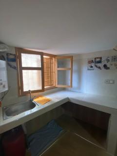 Entire studio close to Sale, Marina, beach and transportation - Salé - 3