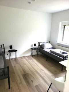 Monteur-Haus Heinrich Berlin Marzahn, Hellersdorf, Lichtenberg - Berlino - 6