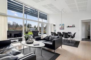 Beautiful Architect-Designed Holiday Home Close To The Beach - Ebeltoft - 2