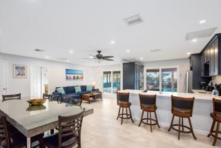 Changes In Latitudes by Sun Palace Vacations - Fort Myers Beach - 6