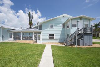 Beach Paradise Getaway by Sun Palace Vacations - Fort Myers Beach - 0