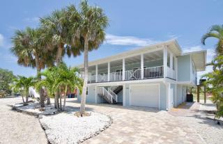 Gone Coastal by Sun Palace Vacations - Fort Myers Beach - 0