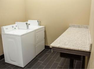 Holiday Inn Express & Suites Chicago - Matteson by IHG - 1