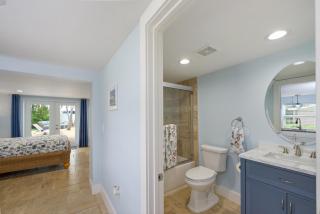 Marilyns Beach House by Sun Palace Vacations - Fort Myers Beach - 5