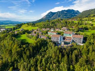AllgäuStern Hotel - Sonthofen - 0