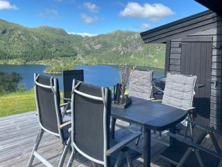 Mountain Cabin With Magical View And Tranquil Lake - Matre - 5