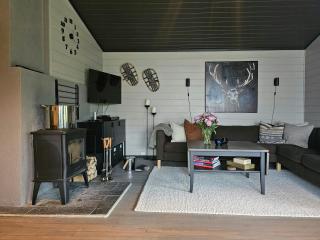 Mountain Cabin With Magical View And Tranquil Lake - Matre - 2