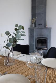 2ndhomes Central 2BR Apartment with Sauna & Balcony - 2