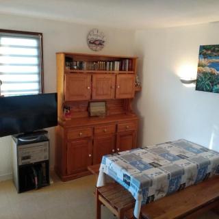 Charming T2 in residence with swimming pool - Fleury - 6