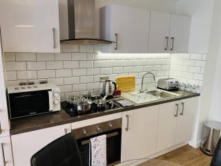 Lock Side Apartment Birmingham - 4