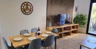 NEXTHOME City Center & Pool - 5
