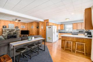 Pure Michigan at Pine Lake - Swim, Boat, Fun! - 6