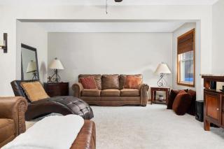 4br Retreat W Studio Apt Big Yard & Fire Pit - Rapid City - 7