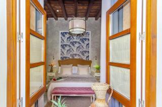 Wehostcostaluz Le Petit Palace Catedral con parking gratuito - Jerez de la Frontera - 2