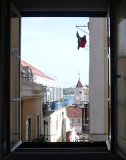 Central terrace apartment at typical Bica and Chiado - Lissabon - 9