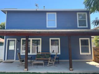 Top Location! Spacious Home Near Downtown & Events - Austin - 3