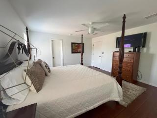 Top Location! Spacious Home Near Downtown & Events - Austin - 6