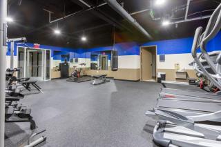 King Bed - Heart of PB - Jaw-Dropping Rooftop and Gym - Pittsburgh - 7