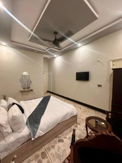 Comfort lodge Guest House - Karachi - 5