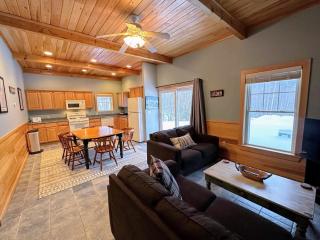 NEW Single family home with spectacular views and lots of space Privacy convenience and style - Carroll - 3