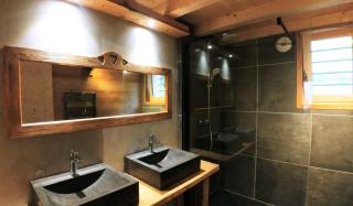 Chalet savoyard écoresponsable, quasiment neuf 8 pers -  - 2