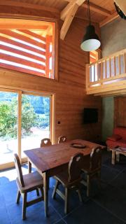 Chalet savoyard écoresponsable, quasiment neuf 8 pers -  - 4