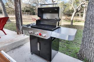 Comal Cabin - A Birdy Vacation Rental - Bulverde - 4