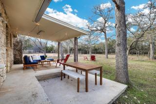 Comal Cabin - A Birdy Vacation Rental - Bulverde - 2