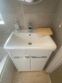 Sea Breeze Cottage on the North Wales Coast - 1