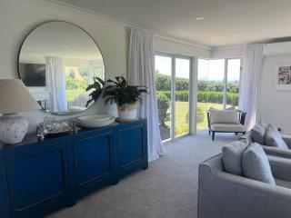 Wineries and cycle tracks on your doorstep - Havelock North - 5