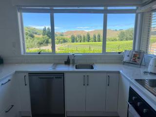 Wineries and cycle tracks on your doorstep - 9