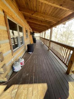 Cabin in the Bay - Eddyville - 4