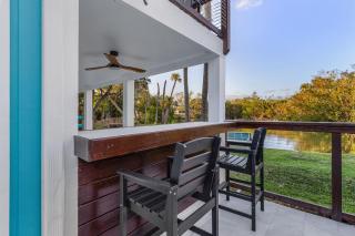 Newly Remodeled Ground Level Home - Fort Myers Beach - 7
