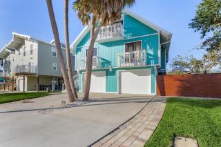 Newly Remodeled Ground Level Home - Fort Myers Beach - 4
