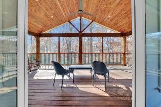 Chamblee Retreat 3br Home W Spacious Porch - Atlanta - 5