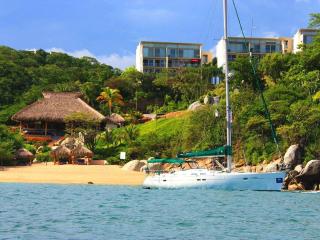 Luxury 2 bedroom condo by the beach - Tangolunda - 6