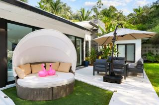 Relaxing Riverside Stay with Pool - Miami - 9