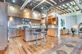 Less Than 1 Mi to Wittenberg Eclectic Loft with Parking! - Springfield - 9
