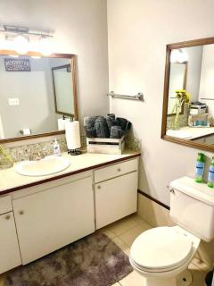 Town and Country Hideaway - Perkins - 4