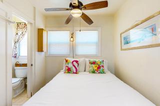 Sunset Cottage 16 - Oceanside - 1
