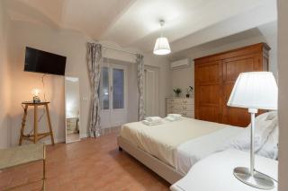 San Ambrogio Courtyard in Florence - 0