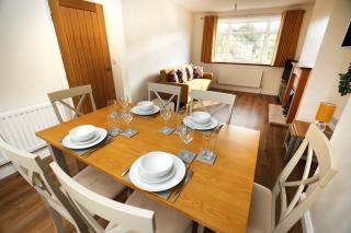 Shelton House -  - 5