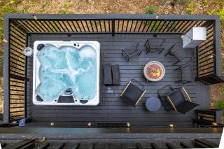 Modern Cabin on 26 acres,Hot Tub,Fire Pit,GameRoom - 8