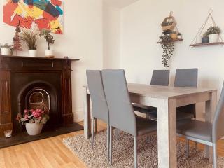 Iconic Location 3 Bed 2 Bath Flat near Regents Park - London - 4